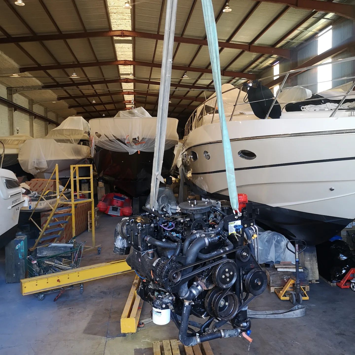 Mécanique bateau Cannes moteur